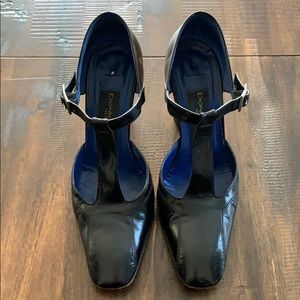 DONNA KARAN T-strap Leather Heels